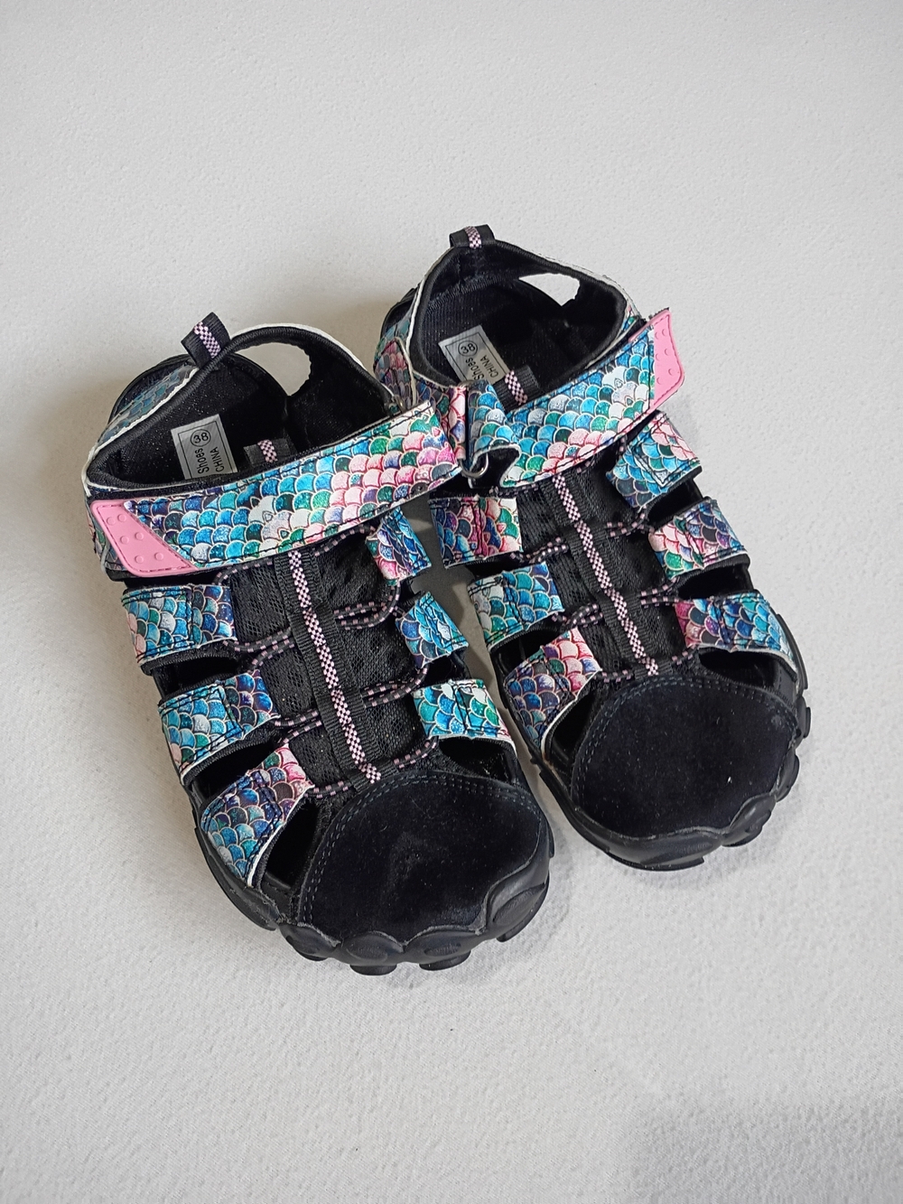 JIASIQI Water Shoes Sports Beach Diving Sandals Colorful Fish/Mermaid Scale Sz38